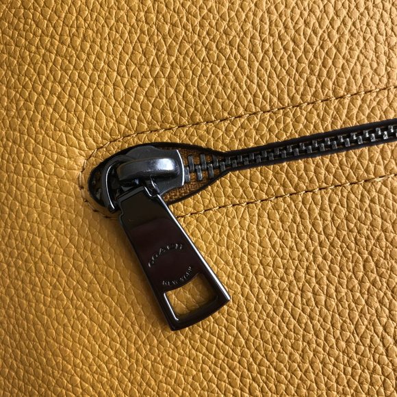 NWT COACH Chaise Leather Mustard Yellow Crossbody - Picture 5 of 8